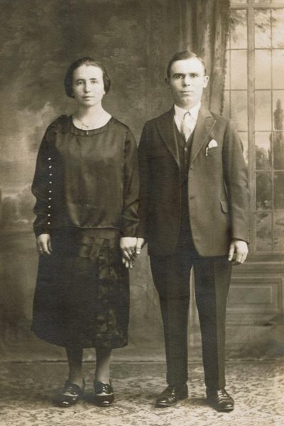 A picture of my grandparents after arriving from Italy