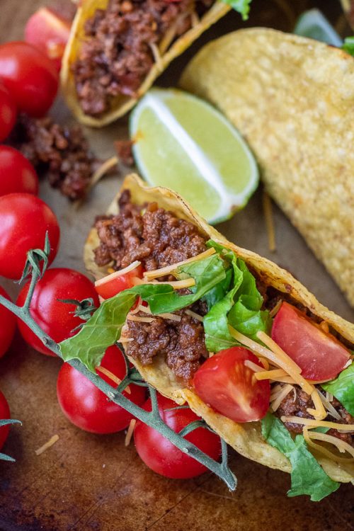 Sweet and Spicy Tacos {with Cilantro Lime Sour Cream} - MamaGourmand