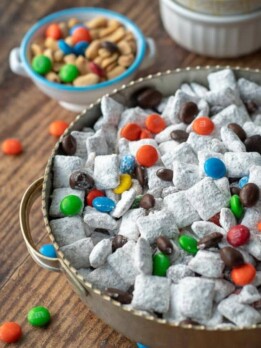 a close up shot of nutella puppy chow in a bowl