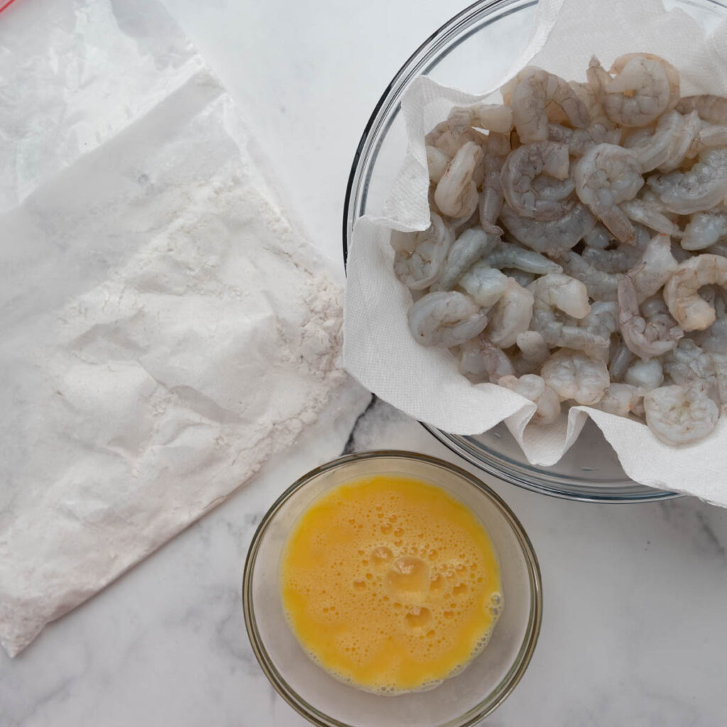 the ingredients for gluten-free coconut shrimp.