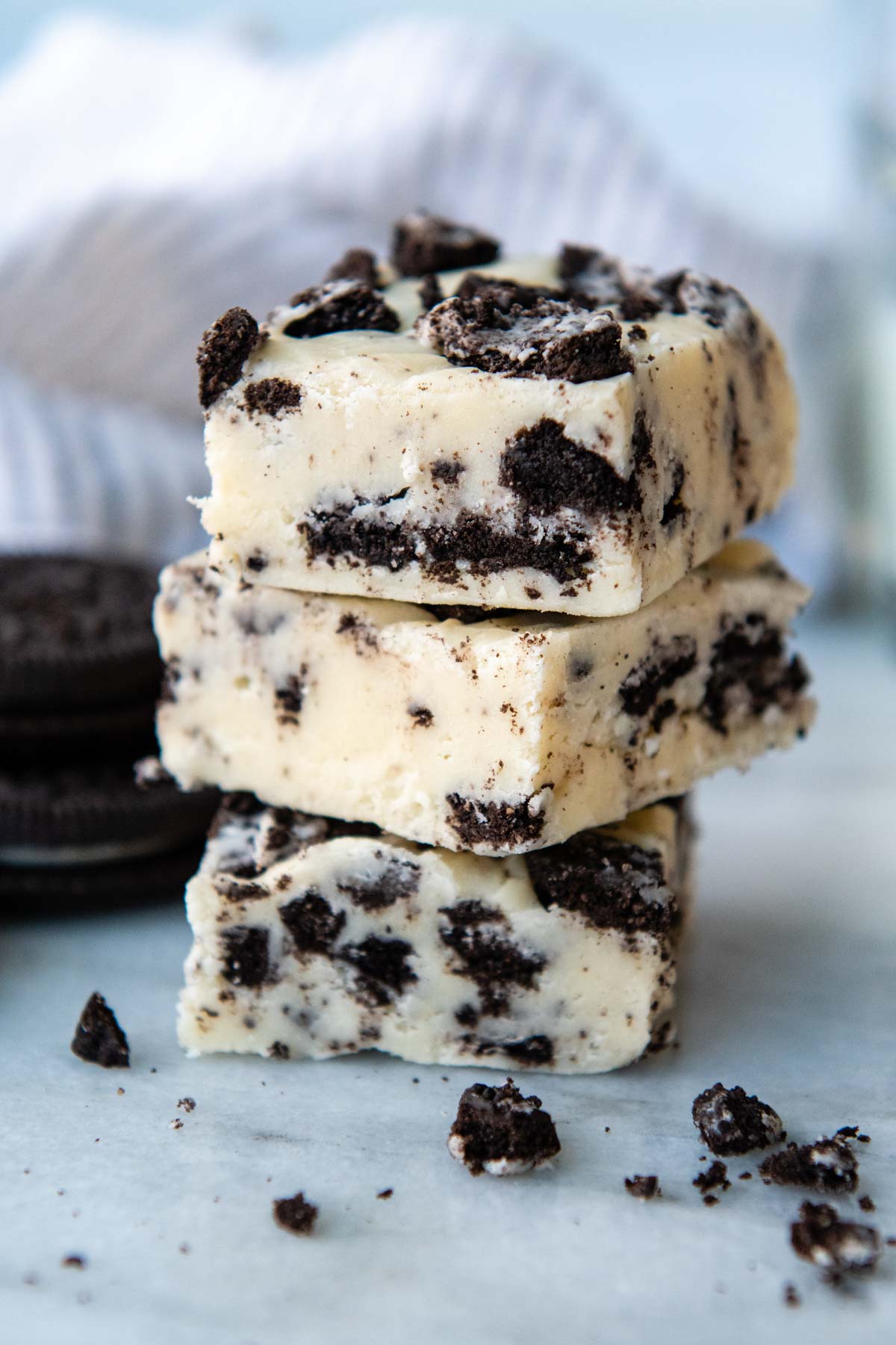 a stack of cookies and creme fudge.