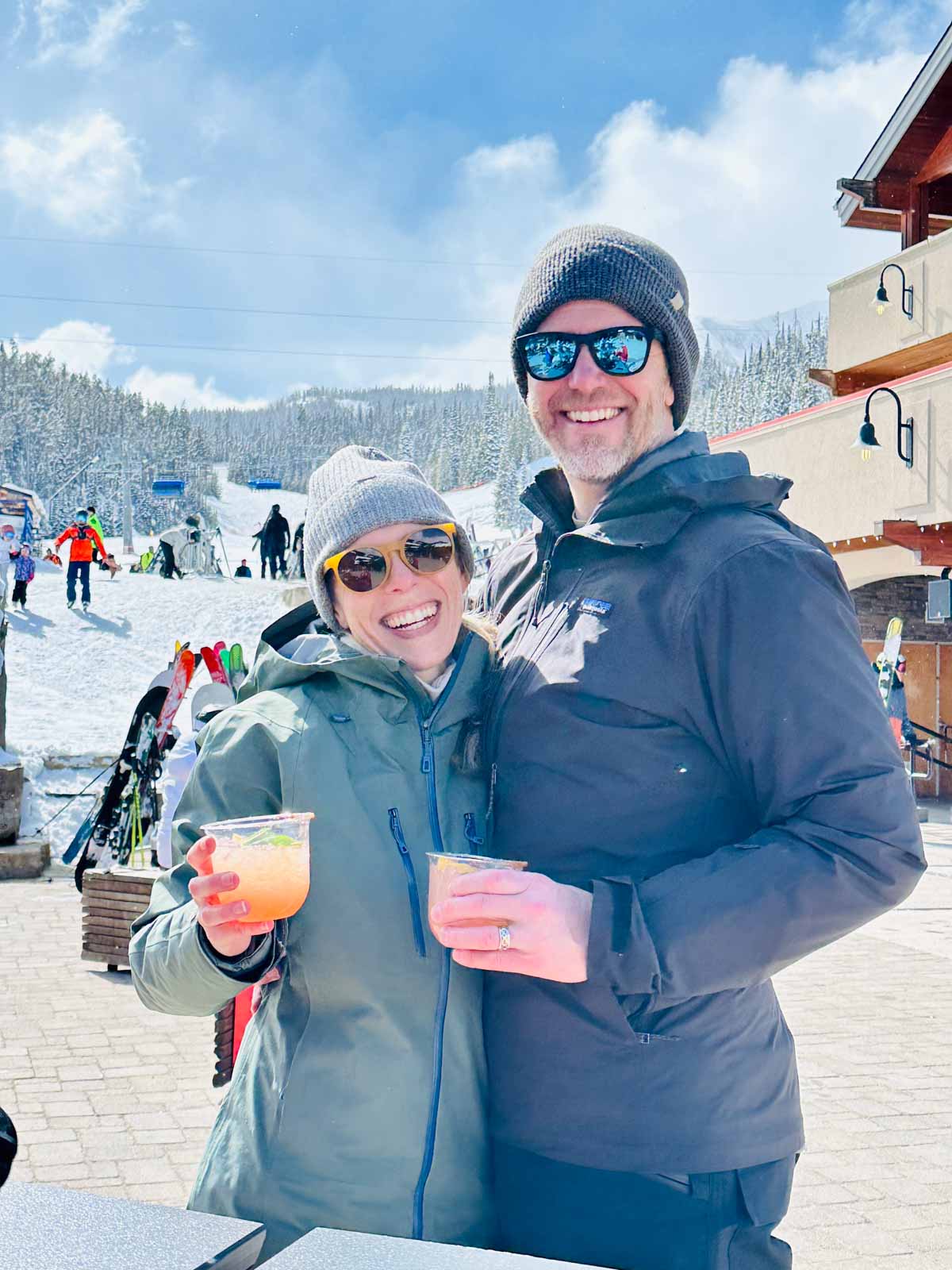 Melissa Erdelac and husband, Ryan Erdelac with drinks.