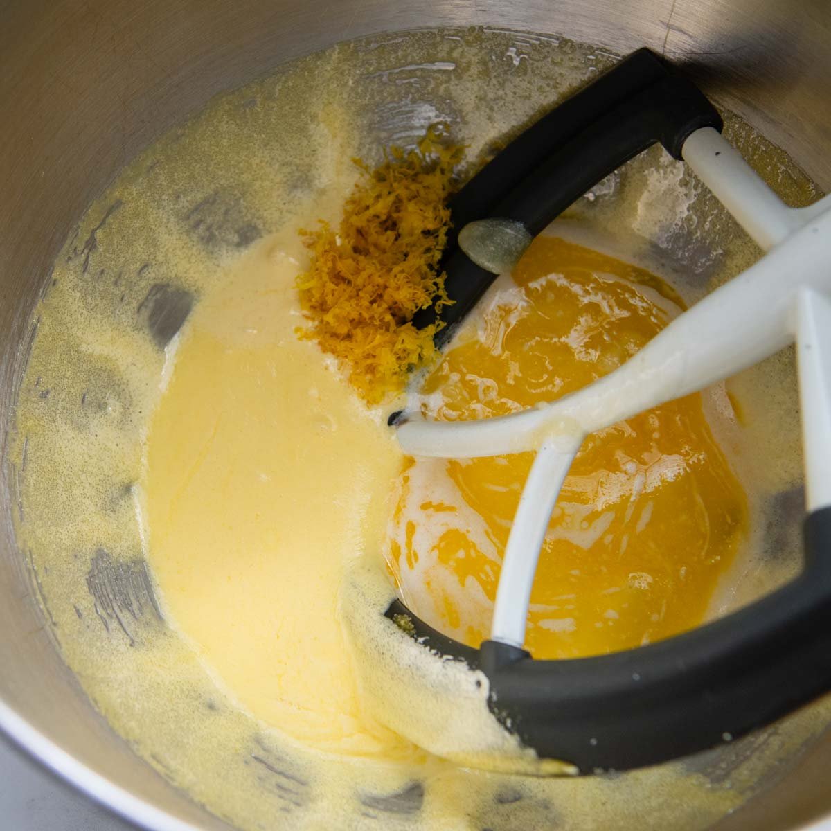 the egg yolks after being mixed with sugar.